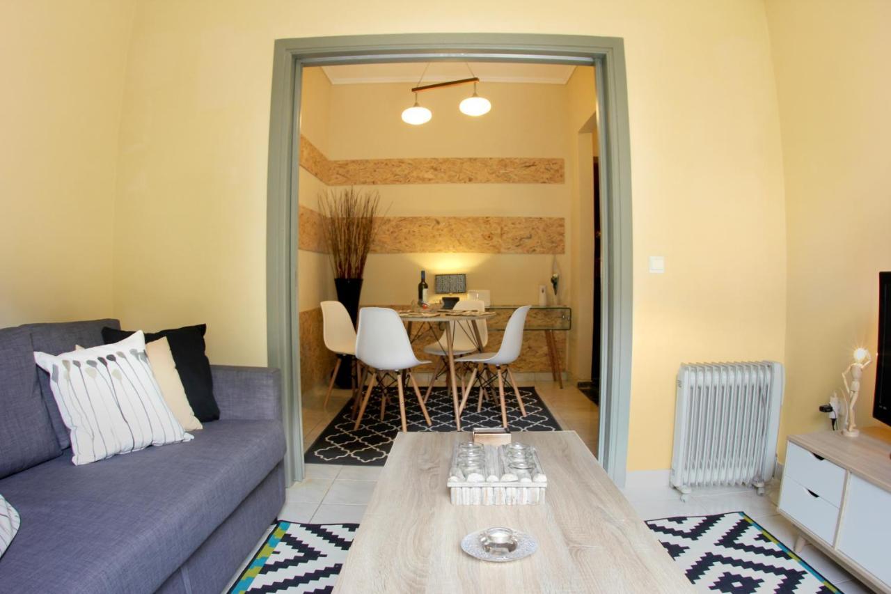 Stylish City Center Garden Apartment Афины Экстерьер фото
